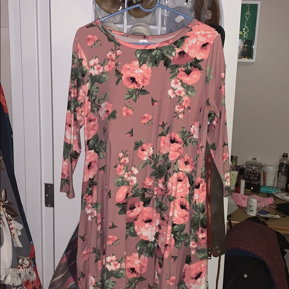 Honey and Lace long sleeved dress